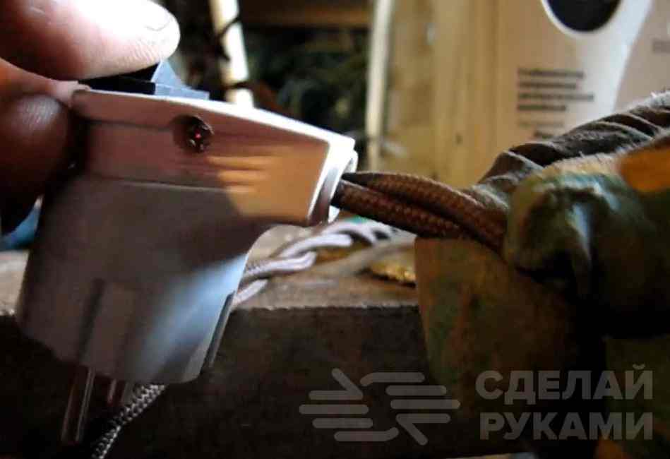 Идея для мастерской: как сделать вилку с встроенным выключателем Идея для мастерской: как сделать вилку с встроенным выключателем