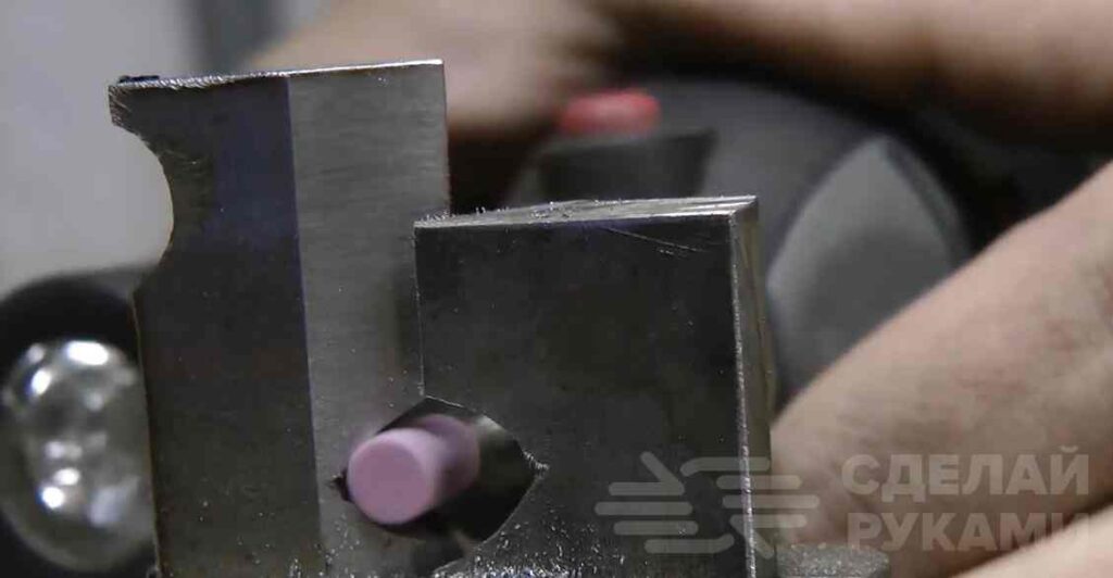Самодельные клещи для быстрой очистки ивовых прутков Самодельные клещи для быстрой очистки ивовых прутков