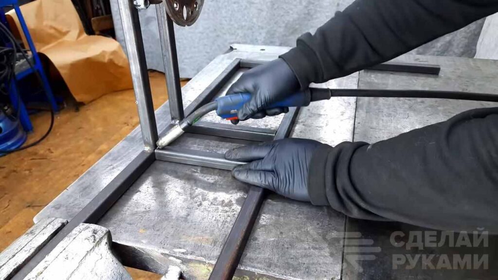 3 способа как сделать катушку для пневматического шланга 3 способа как сделать катушку для пневматического шланга
