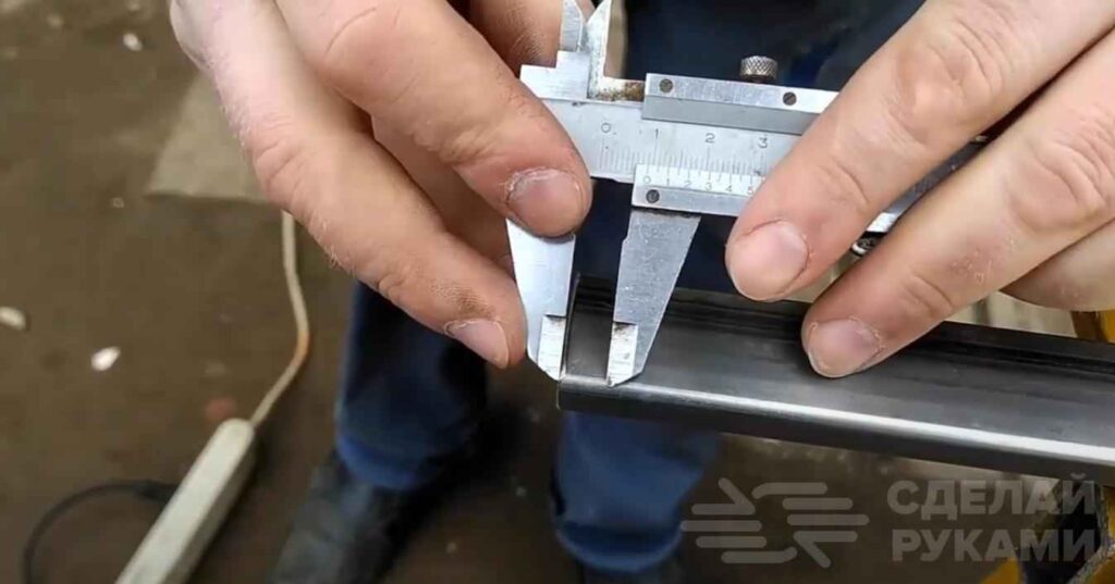 Как заглушить торец профтрубы без сварки Как заглушить торец профтрубы без сварки