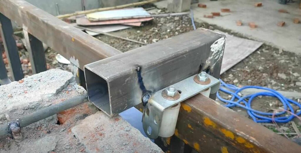 7 способов как сделать откатные ворота