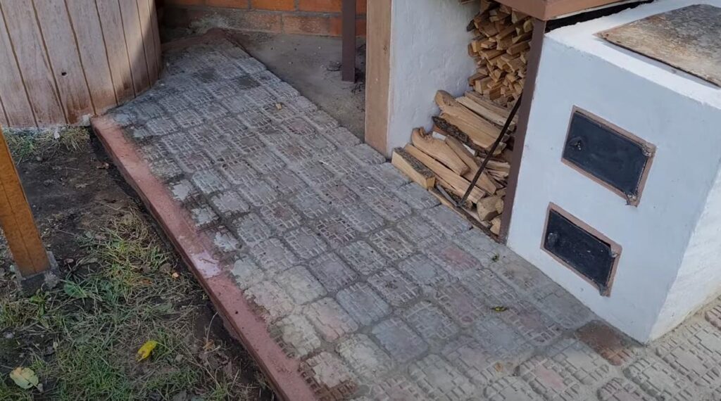 Укладка тротуарной плитки своими руками: 5 советов Укладка тротуарной плитки своими руками: 5 советов