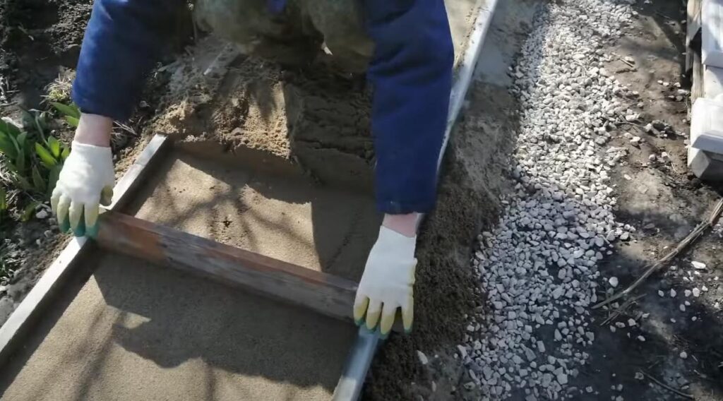 Укладка тротуарной плитки своими руками: 5 советов Укладка тротуарной плитки своими руками: 5 советов