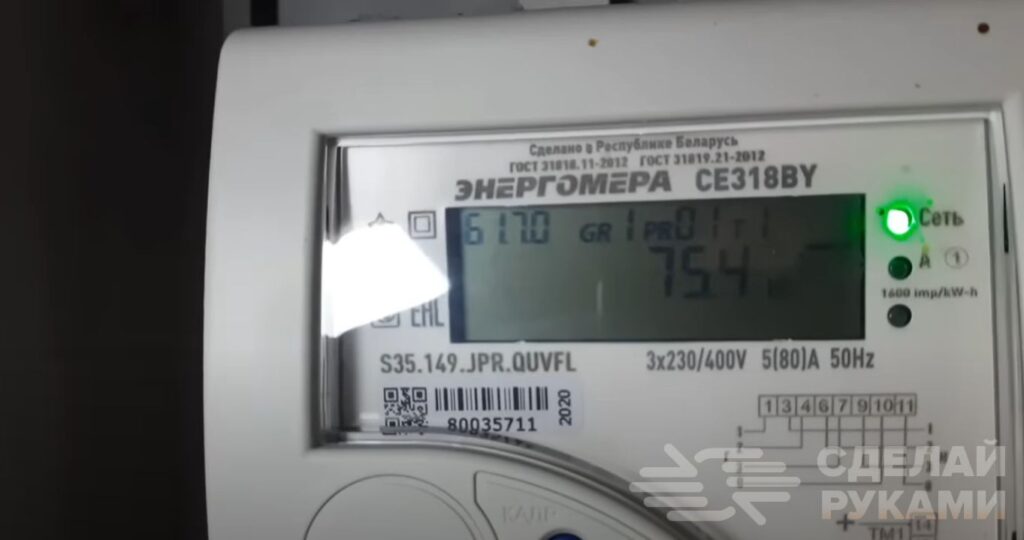 Экономичный обогрев курятника лампами накаливания Экономичный обогрев курятника лампами накаливания