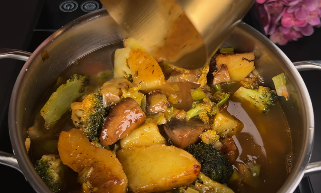 Брокколи с овощами и грибами - полезный рецепт